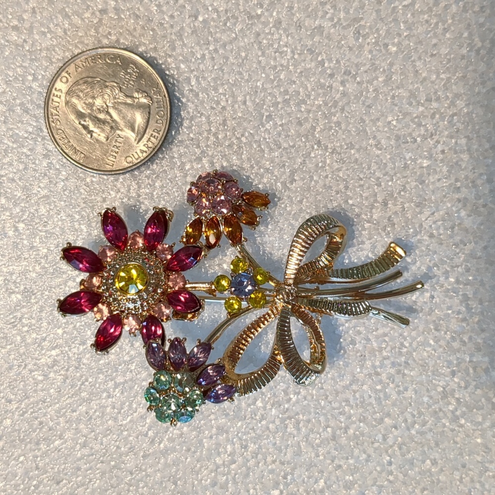 Napier Flower Bunch Brooch